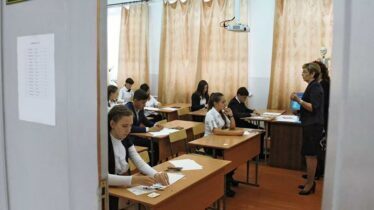 cover image of What does the Chinese language examination of Russia look like